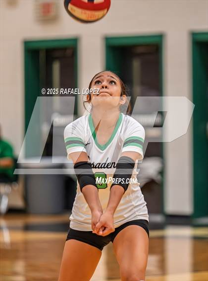 Thumbnail 3 in Langham Creek @ Pasadena photogallery.