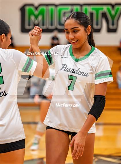 Thumbnail 3 in Langham Creek @ Pasadena photogallery.