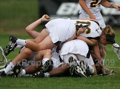 Thumbnail 1 in Mountain Lakes vs Moorestown (NJSIAA TOC Final) photogallery.