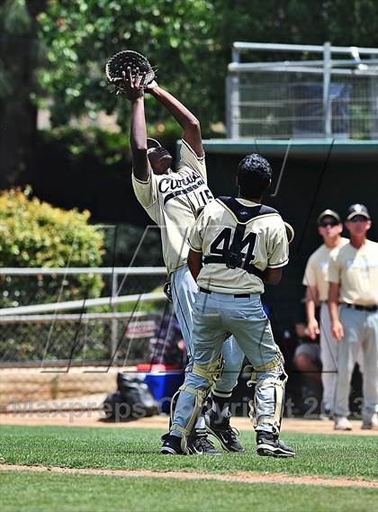 Thumbnail 3 in Oak Hills vs. Citrus Valley (CIF SS D5 Final) photogallery.