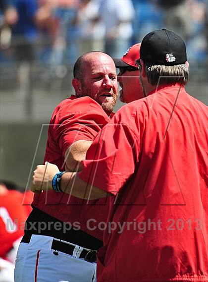 Thumbnail 3 in Oak Hills vs. Citrus Valley (CIF SS D5 Final) photogallery.