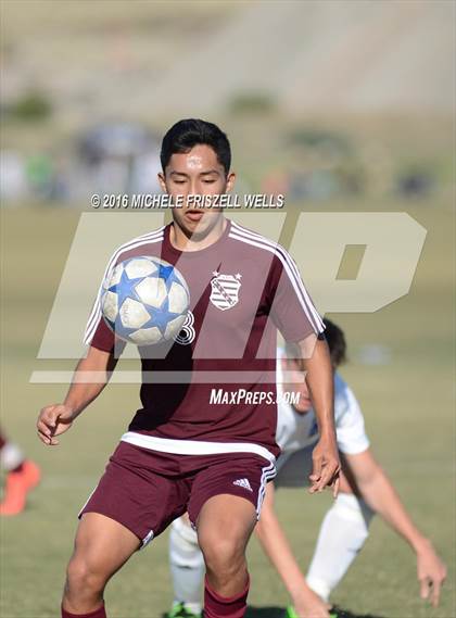 Thumbnail 3 in Chula Vista vs. Kofa (22nd Annual SoCal Classic) photogallery.