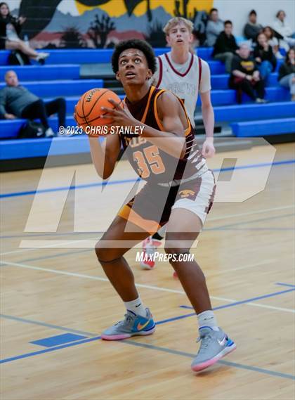 Thumbnail 2 in Tolleson vs. Walden Grove (Panther Hoops Classic) photogallery.