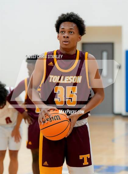 Thumbnail 3 in Tolleson vs. Walden Grove (Panther Hoops Classic) photogallery.