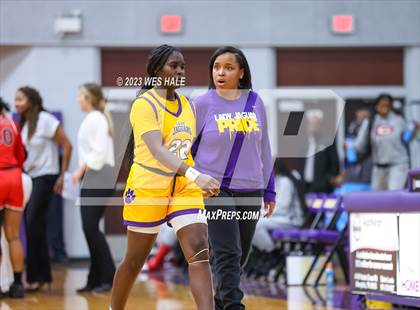Thumbnail 3 in Clinton vs. DeSoto Central (MHSAA 6A Round 1) photogallery.