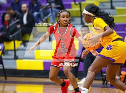 Thumbnail 3 in Clinton vs. DeSoto Central (MHSAA 6A Round 1) photogallery.