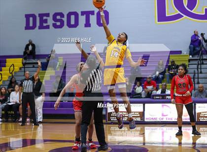 Thumbnail 2 in Clinton vs. DeSoto Central (MHSAA 6A Round 1) photogallery.
