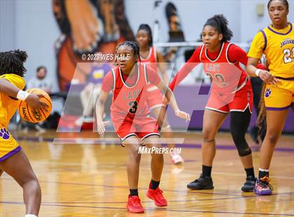 Thumbnail 3 in Clinton vs. DeSoto Central (MHSAA 6A Round 1) photogallery.