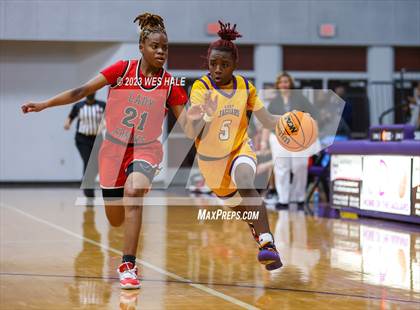 Thumbnail 2 in Clinton vs. DeSoto Central (MHSAA 6A Round 1) photogallery.