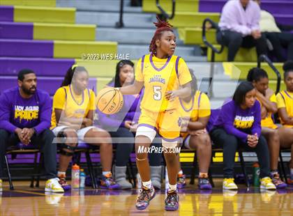 Thumbnail 3 in Clinton vs. DeSoto Central (MHSAA 6A Round 1) photogallery.