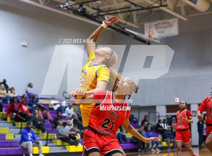 Thumbnail 2 in Clinton vs. DeSoto Central (MHSAA 6A Round 1) photogallery.