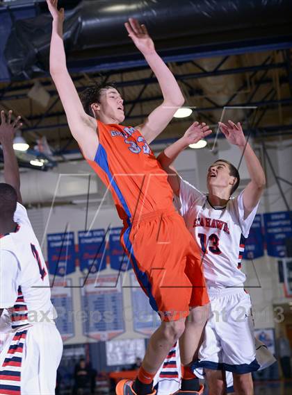 Thumbnail 3 in Redondo Union vs. Bishop Gorman (Tarkanian Classic) photogallery.