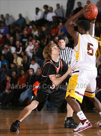 Thumbnail 3 in Linden vs. Mt. Vernon photogallery.