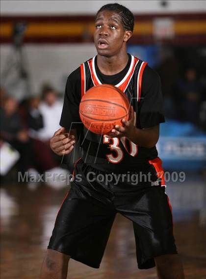 Thumbnail 1 in Linden vs. Mt. Vernon photogallery.
