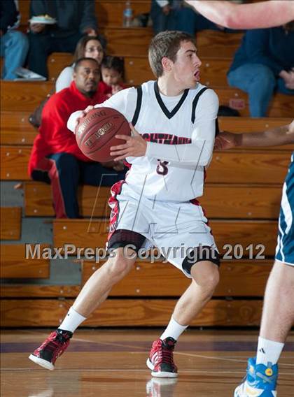 Thumbnail 3 in Murrieta Valley vs Sierra Canyon (Torrey Pines Holiday Classic) photogallery.