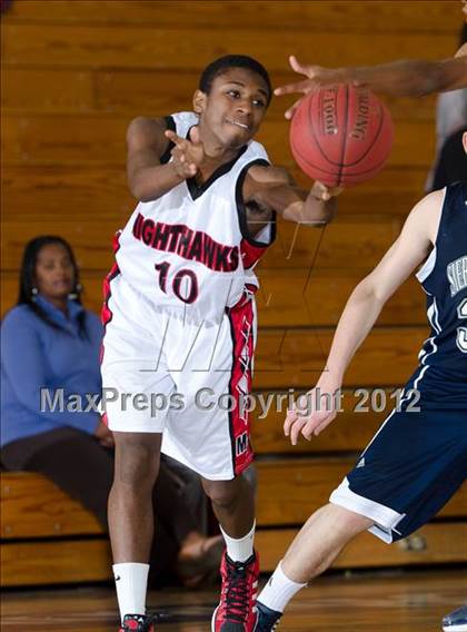 Thumbnail 1 in Murrieta Valley vs Sierra Canyon (Torrey Pines Holiday Classic) photogallery.