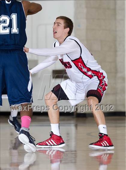Thumbnail 2 in Murrieta Valley vs Sierra Canyon (Torrey Pines Holiday Classic) photogallery.
