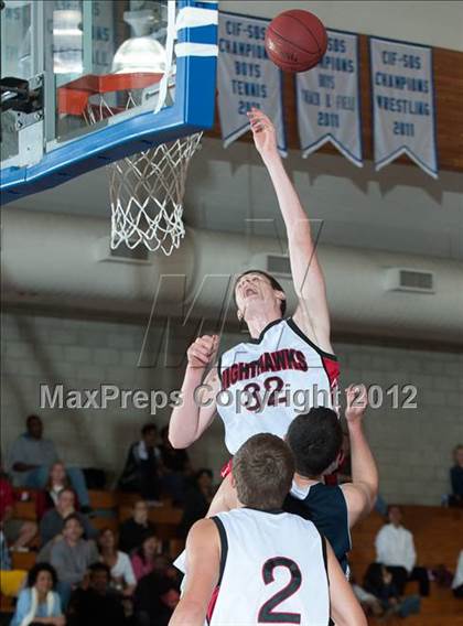 Thumbnail 2 in Murrieta Valley vs Sierra Canyon (Torrey Pines Holiday Classic) photogallery.