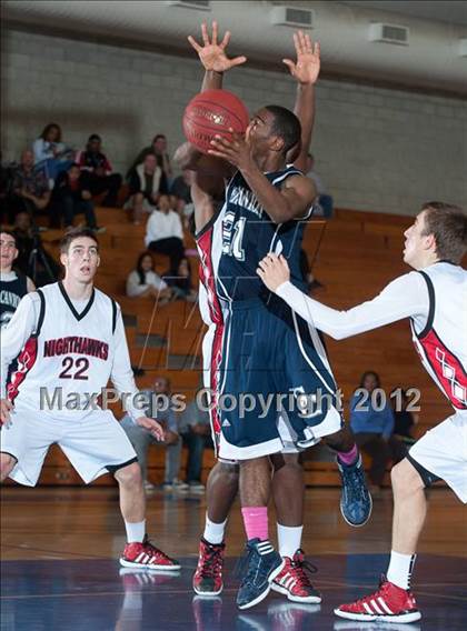 Thumbnail 1 in Murrieta Valley vs Sierra Canyon (Torrey Pines Holiday Classic) photogallery.