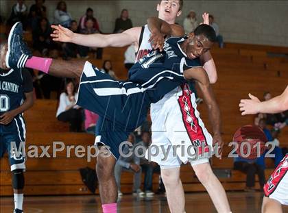 Thumbnail 2 in Murrieta Valley vs Sierra Canyon (Torrey Pines Holiday Classic) photogallery.