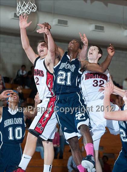 Thumbnail 1 in Murrieta Valley vs Sierra Canyon (Torrey Pines Holiday Classic) photogallery.