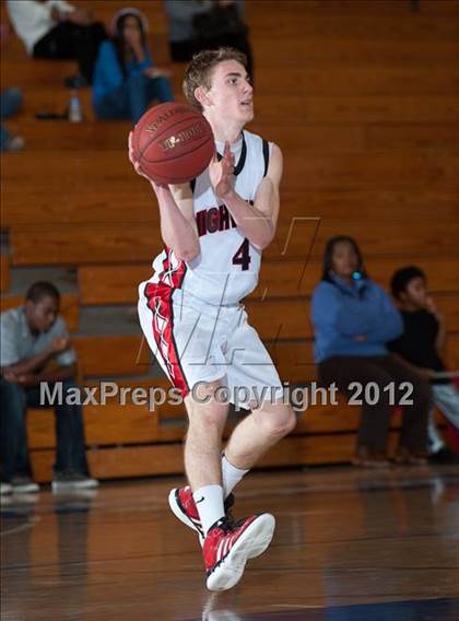 Thumbnail 3 in Murrieta Valley vs Sierra Canyon (Torrey Pines Holiday Classic) photogallery.