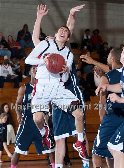 Thumbnail 1 in Murrieta Valley vs Sierra Canyon (Torrey Pines Holiday Classic) photogallery.