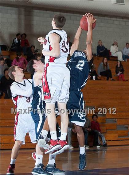 Thumbnail 1 in Murrieta Valley vs Sierra Canyon (Torrey Pines Holiday Classic) photogallery.