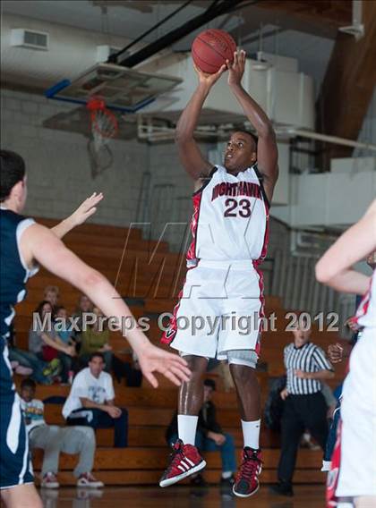 Thumbnail 3 in Murrieta Valley vs Sierra Canyon (Torrey Pines Holiday Classic) photogallery.