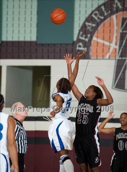 Thumbnail 1 in Dickinson @ Pearland  (McDonalds Texas Invitational) photogallery.