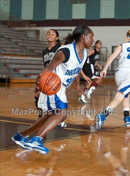 Thumbnail 2 in Dickinson @ Pearland  (McDonalds Texas Invitational) photogallery.