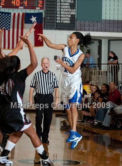 Thumbnail 1 in Dickinson @ Pearland  (McDonalds Texas Invitational) photogallery.