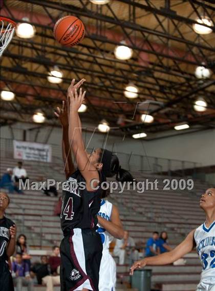 Thumbnail 2 in Dickinson @ Pearland  (McDonalds Texas Invitational) photogallery.
