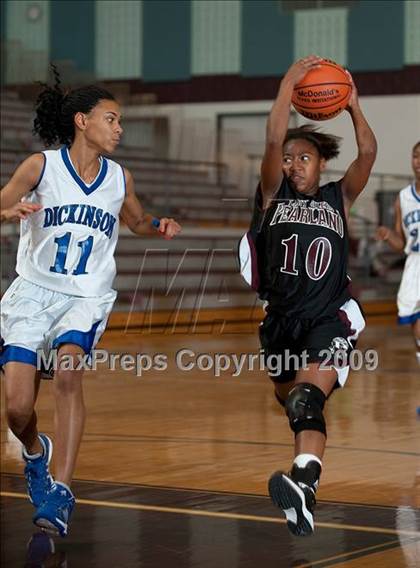 Thumbnail 3 in Dickinson @ Pearland  (McDonalds Texas Invitational) photogallery.
