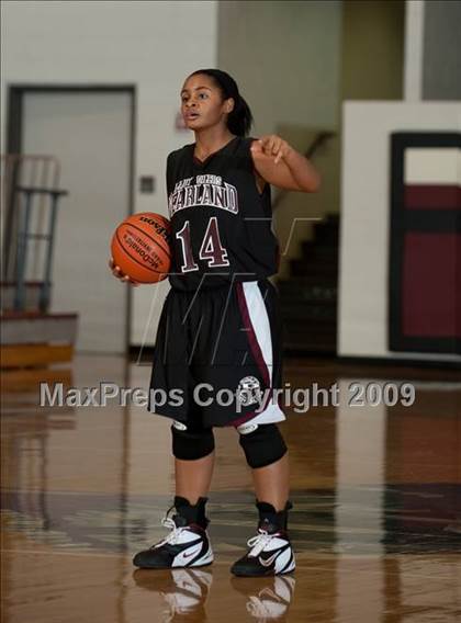 Thumbnail 2 in Dickinson @ Pearland  (McDonalds Texas Invitational) photogallery.