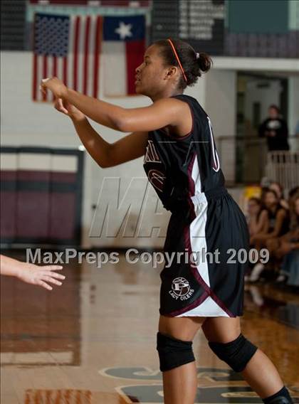 Thumbnail 1 in Dickinson @ Pearland  (McDonalds Texas Invitational) photogallery.