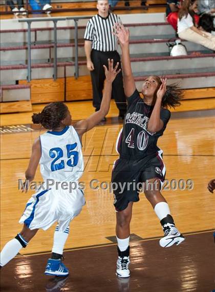 Thumbnail 3 in Dickinson @ Pearland  (McDonalds Texas Invitational) photogallery.