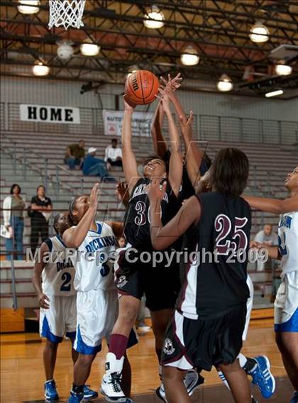 Thumbnail 1 in Dickinson @ Pearland  (McDonalds Texas Invitational) photogallery.