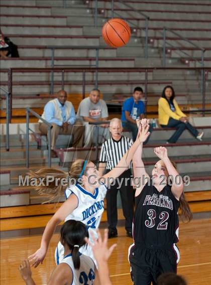 Thumbnail 1 in Dickinson @ Pearland  (McDonalds Texas Invitational) photogallery.