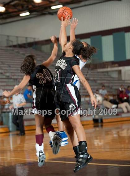 Thumbnail 3 in Dickinson @ Pearland  (McDonalds Texas Invitational) photogallery.
