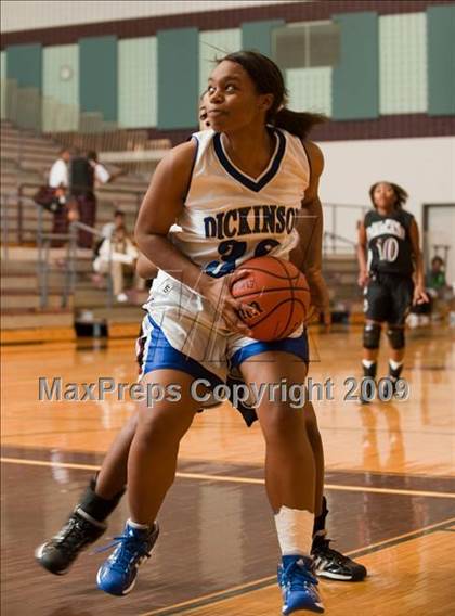Thumbnail 2 in Dickinson @ Pearland  (McDonalds Texas Invitational) photogallery.