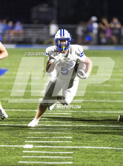 Thumbnail 3 in Highlands @ Covington Catholic photogallery.