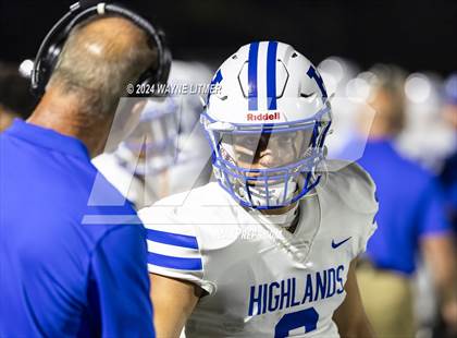 Thumbnail 2 in Highlands @ Covington Catholic photogallery.