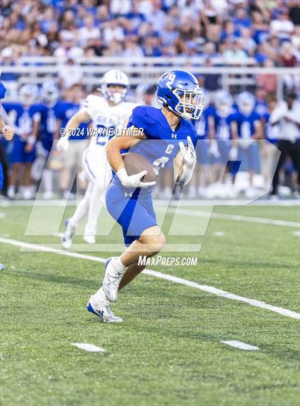 Thumbnail 1 in Highlands @ Covington Catholic photogallery.