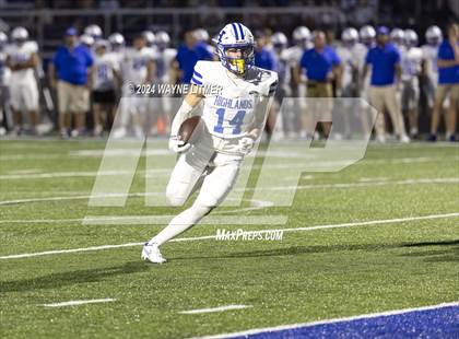 Thumbnail 1 in Highlands @ Covington Catholic photogallery.