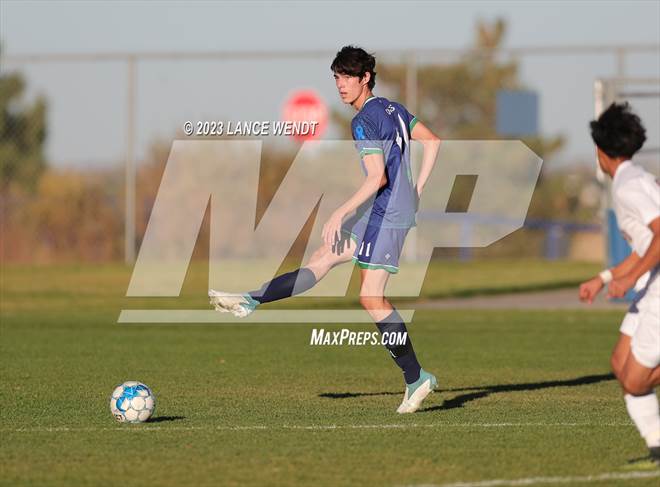 null - Photo 01