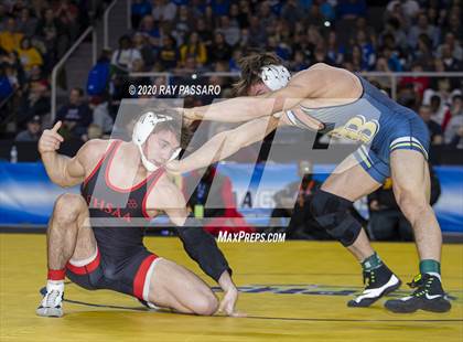 Thumbnail 3 in NYSPHSAA Wrestling Championships - Finals 132 lbs - 160 lbs photogallery.
