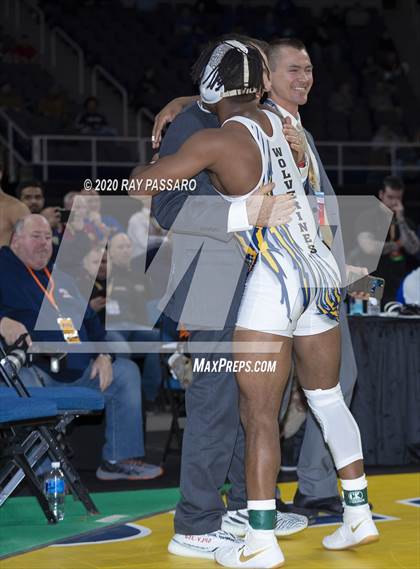 Thumbnail 3 in NYSPHSAA Wrestling Championships - Finals 132 lbs - 160 lbs photogallery.