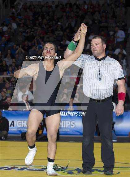 Thumbnail 1 in NYSPHSAA Wrestling Championships - Finals 132 lbs - 160 lbs photogallery.