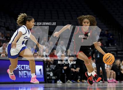 Thumbnail 2 in Centennial vs. Clovis (CIF State D1 Final) photogallery.
